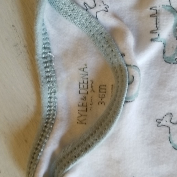 **Different Brands Onesies Set of 2 - 3-6 Months - Picture 4 of 5